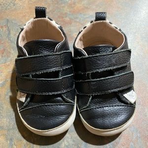 Black Velcro leather sneakers Little Love Bug